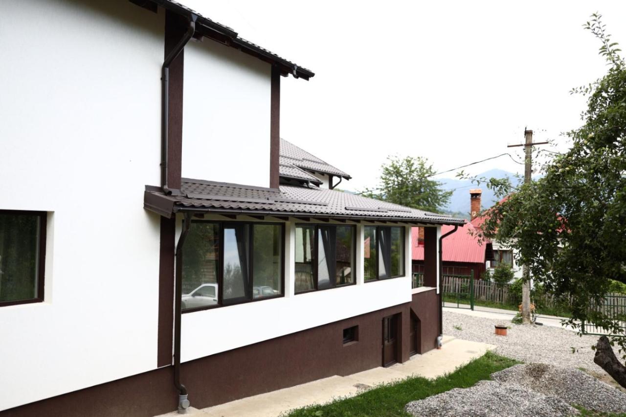 Hatasul Bunicului Arefu Exterior foto
